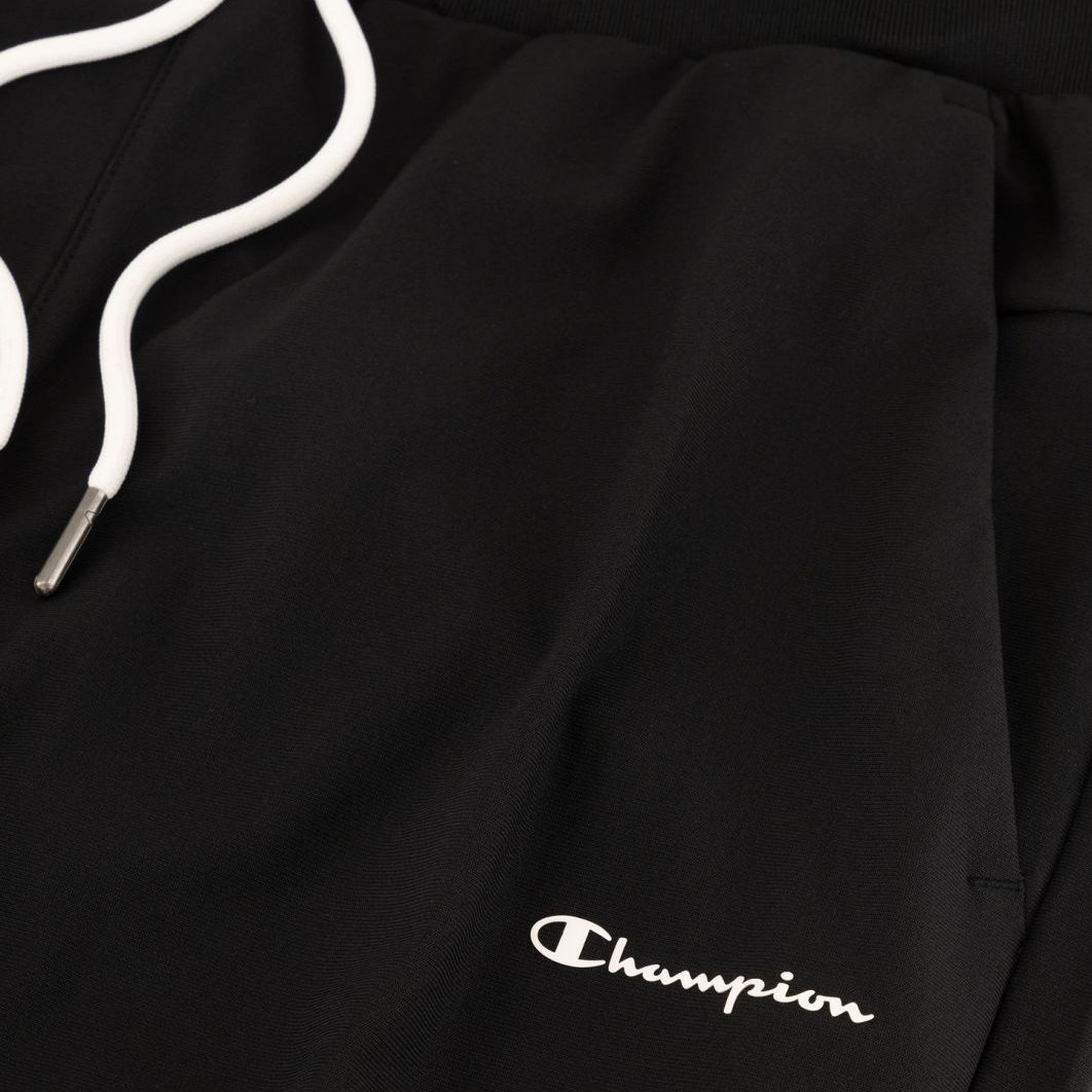 Champion Jogginghose mit Logo-Schriftzug in Ton-in-Ton-Optik schwarz