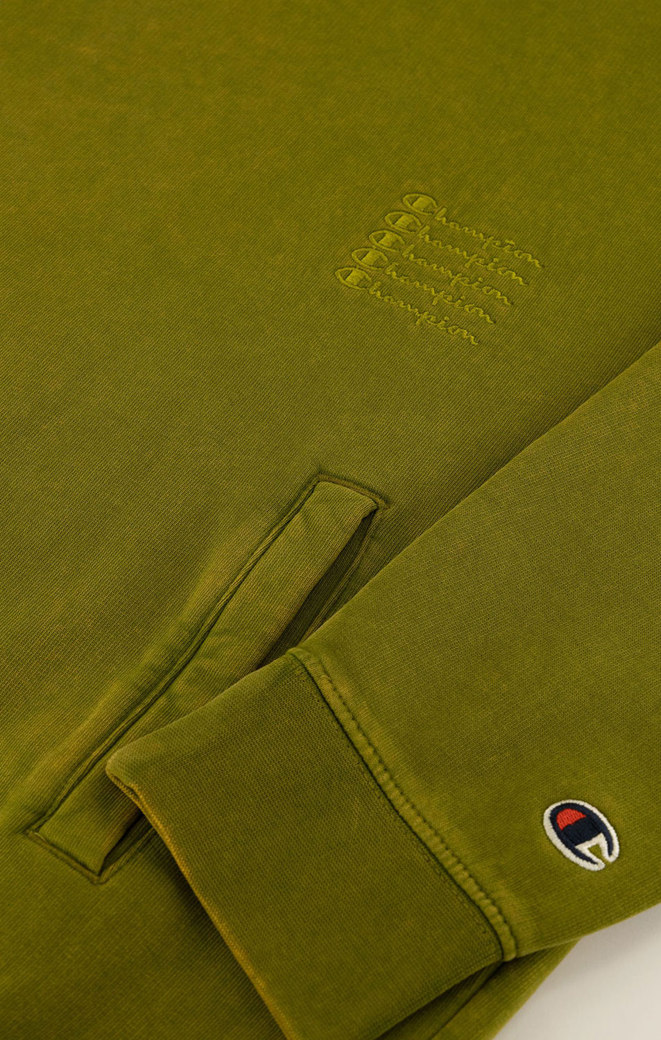Champion Kapuzenpullover aus eisgefärbtem Fleece im Baggy Fit Olivegrün