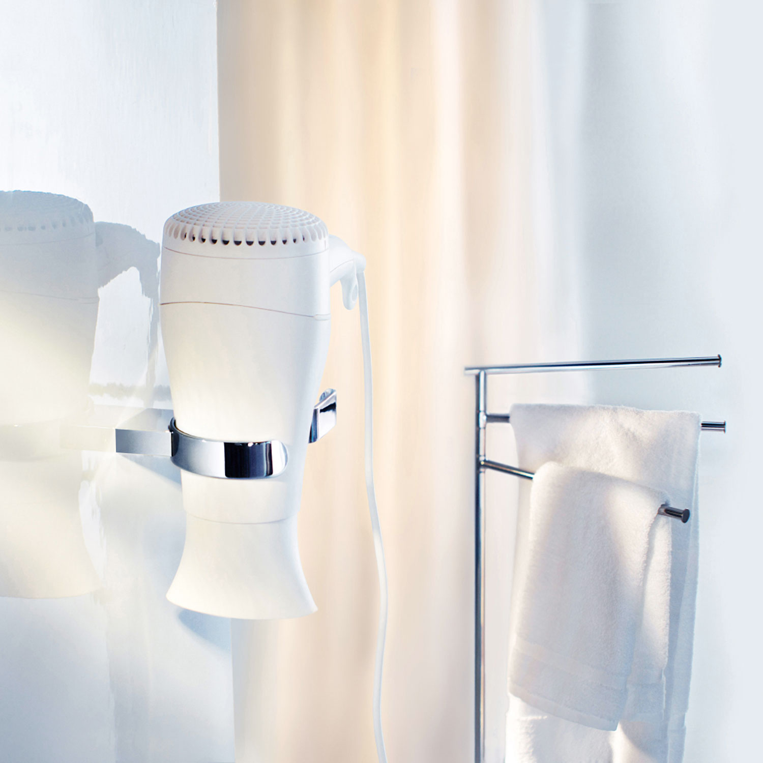 Smedbo AIR Toilettenpapierhalter mit Deckel 12x10cm (AK3414) chrom