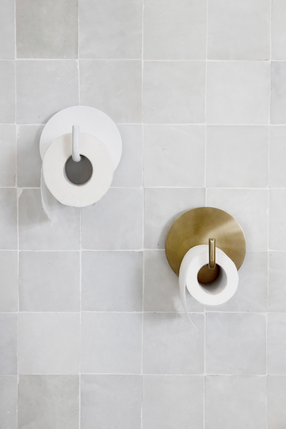 House Doctor Toilettenpapierhalter Text Ø13x12cm messing